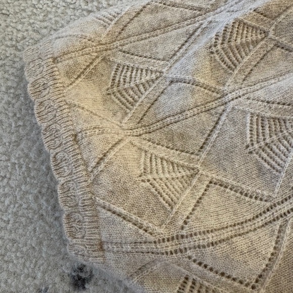 Cream Knit Top- House of Harlowe 1960 - Picture 5 of 6